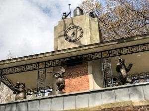 Central Park Faves. Delacorte Clock. Vivacious Views Central Park Faves. Delacorte Clock. Vivacious Views